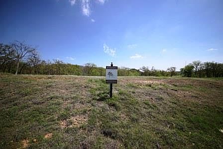 2nd image of 3802 Post Oak Trl