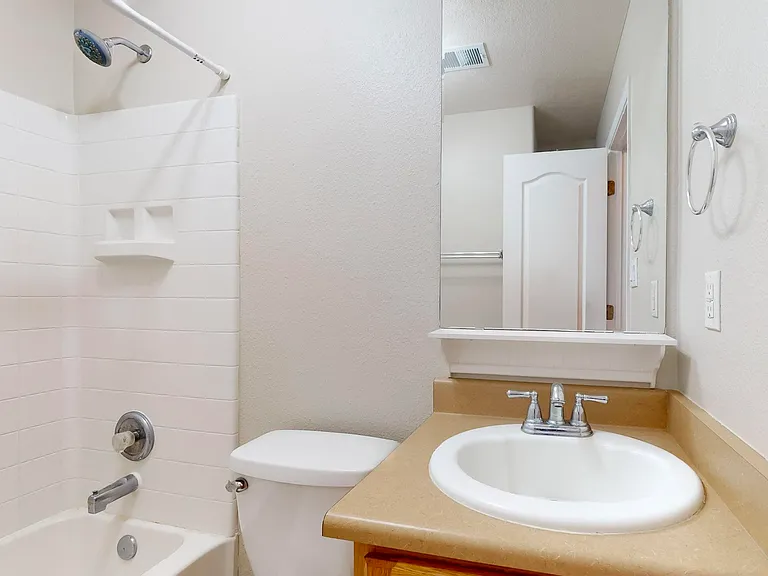 10543 Portofino Dr NW — Photo 18