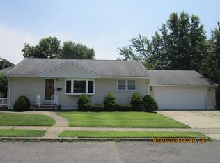 38 Donna Dr, Clifton, NJ 07013