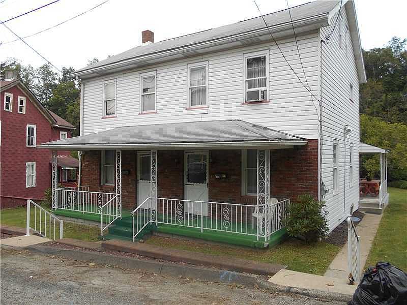 1st image of 130 Station St