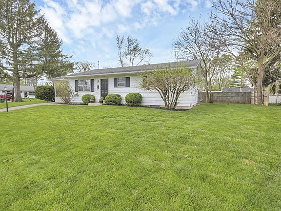 3rd image of 3477 Sunny Glen Pl