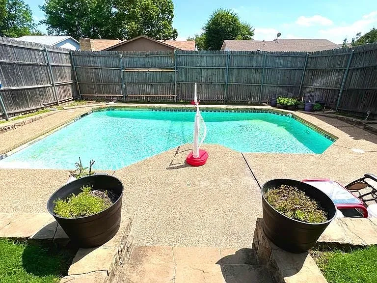 3107 Falkland Rd — Photo 23