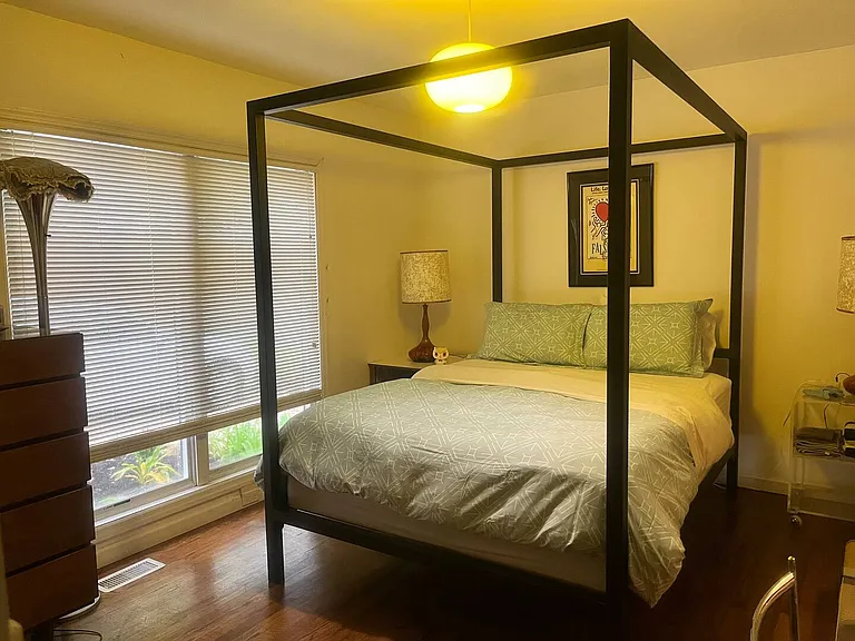 Island View Dr E — Photo 13