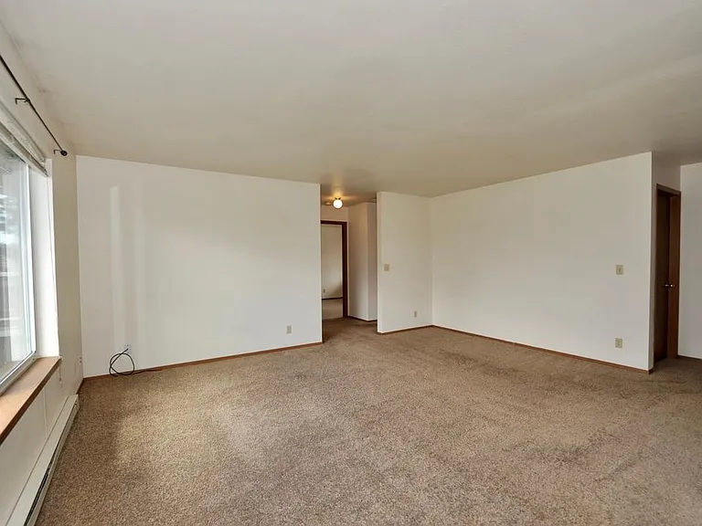 615 W Hayden Ave #B4 — Photo 8