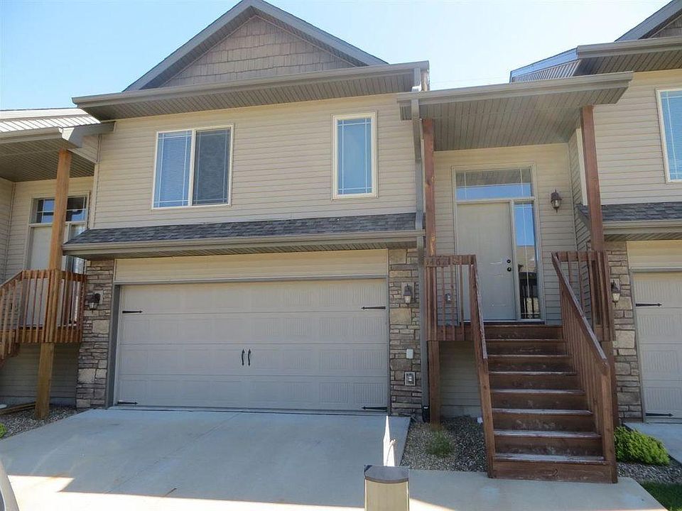 1st image of 1462 Marilyn Dr