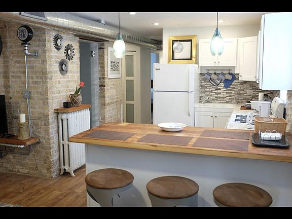 5th image of 2112 W Walton St #G