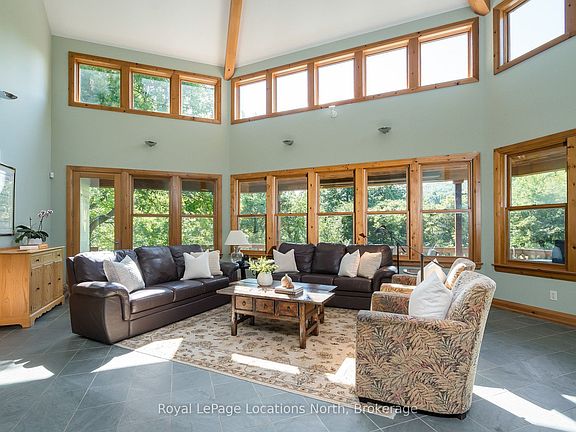 4th image of 147 Alta Rd