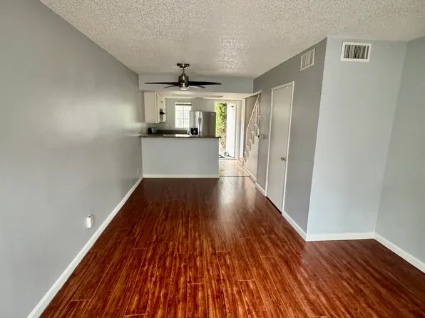 1242 S Norton Ave #B, Los Angeles, CA 90019