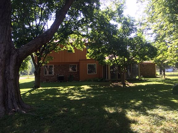 View of back of home