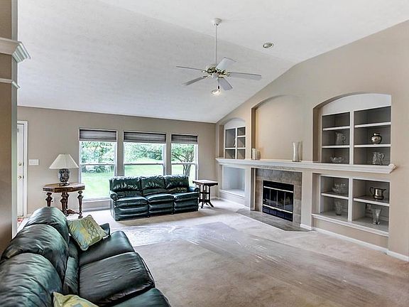 5th image of 2812 Straton Ct