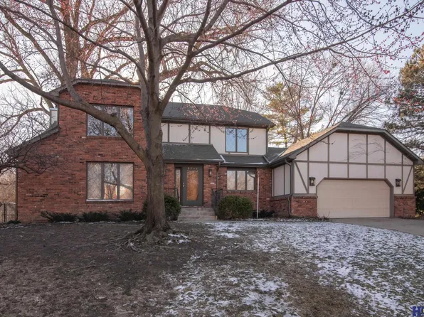 1205 Evergreen Dr, Lincoln, NE 68510