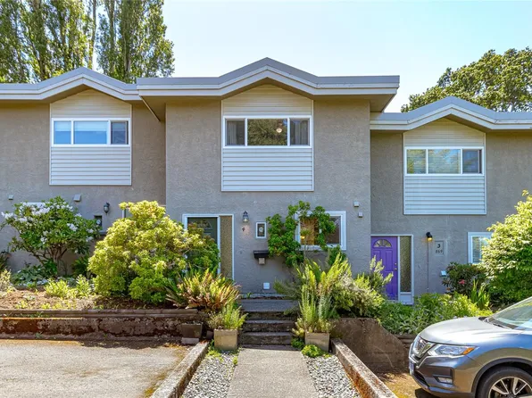 869 Swan St #4, Saanich, BC V8X 2Z2