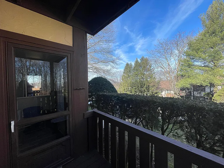 536 Sierra Vista Ln #536 — Photo 7