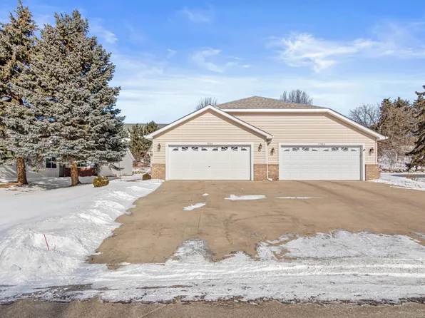 7560 Newbury Rd, Woodbury, MN 55125