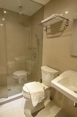 Rented by Townhouse Apartments | media 9