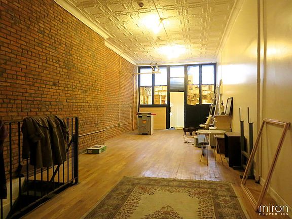 5th image of 123 Tompkins Ave Ste 1
