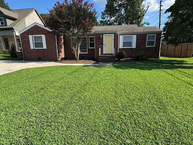 FRONT VIEW OF HOME