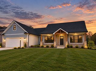 4035 Shelly Lynn Dr, New Middletown, OH 44442