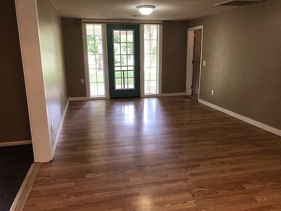 5th image of 7019 W Wedington Dr