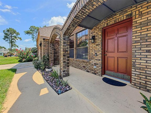 5th image of 9731 SIBLEY CIRCLE