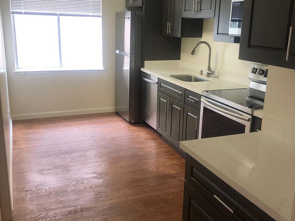 1st image of 2195 Beach St #301