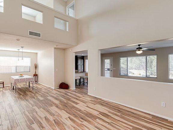 5th image of 5044 E Roberta Dr