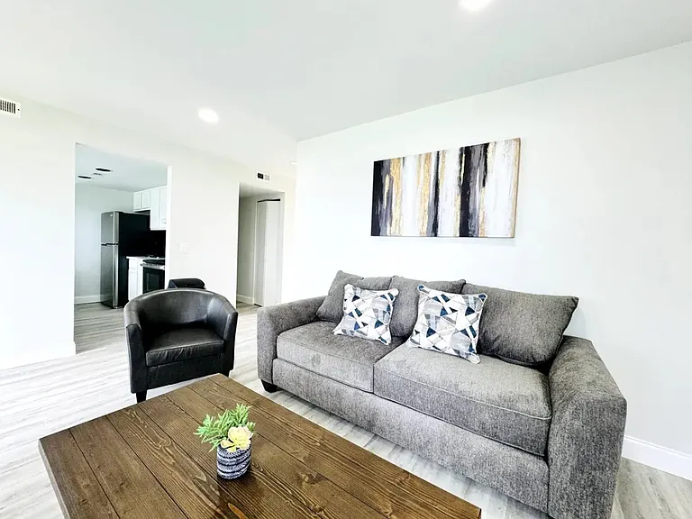 1025 Plantation Dr W #2633 — Photo 6