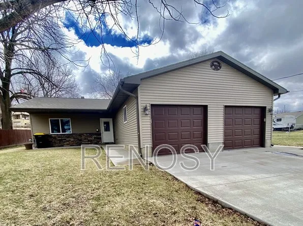 217 E Front St #B, Colfax, IA 50054