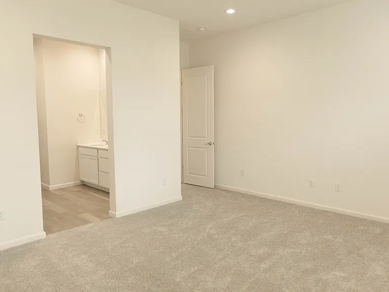 7756 Lampasas Dr — Photo 17
