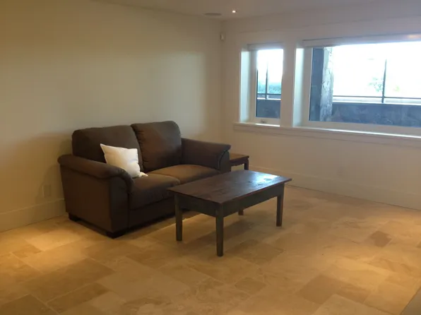 2603 Nelson Ave, West Vancouver, BC V7V 2R8