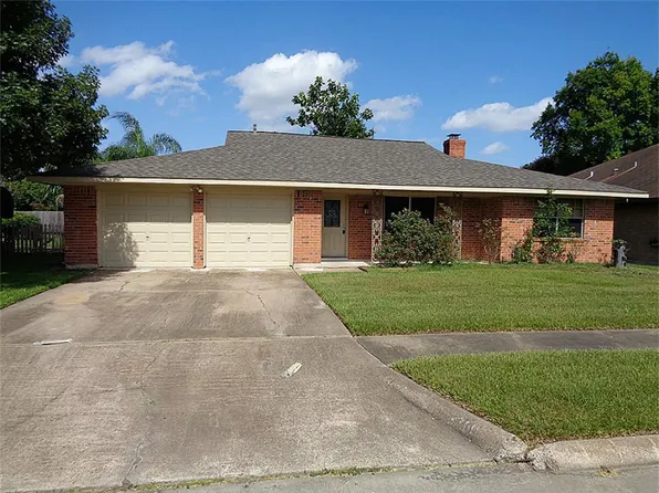 2309 Fay Ct, Deer Park, TX 77536