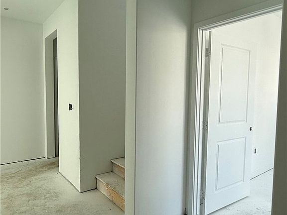 5th image of 1716 River Vista Way
