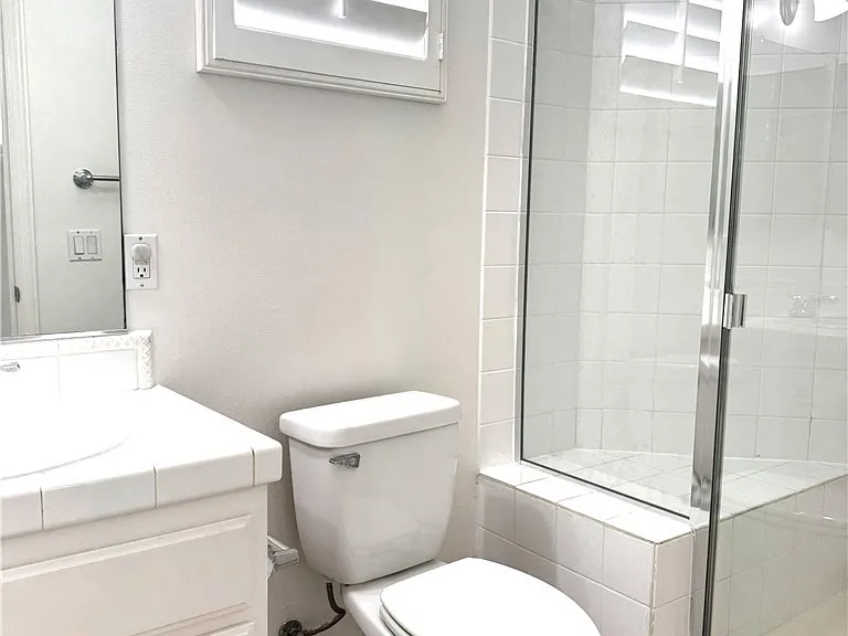 5524 Camp St — Photo 11