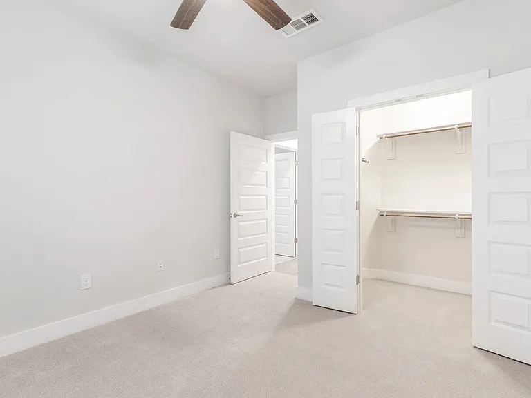 East Vue Ranch Apartments — Photo 73