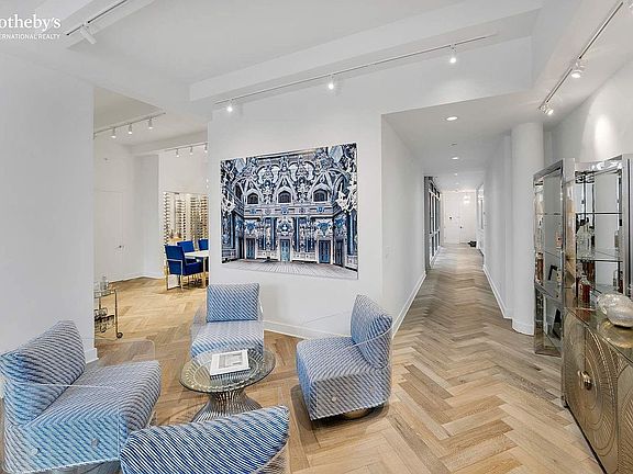3rd image of 415 Greenwich St APT 5G