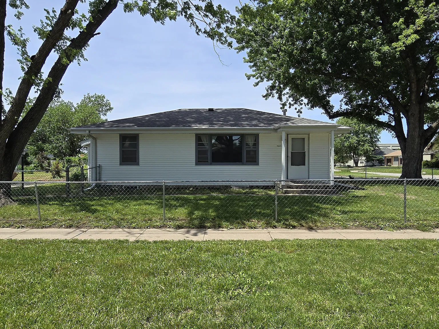 5645 Kearney Ave — Photo 1