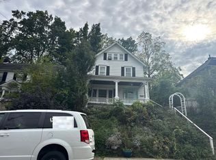 678 Chestnut St, Meadville, PA 16335