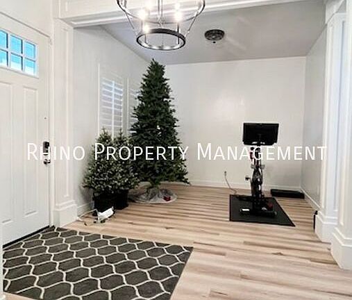 3rd image of 5159 W Burntside Ave