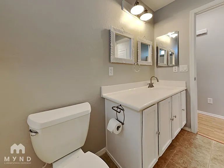 1423 E Poncho Ln — Photo 16
