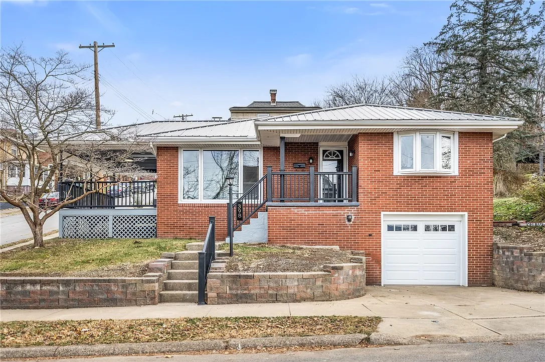 398 Berry St photo 1