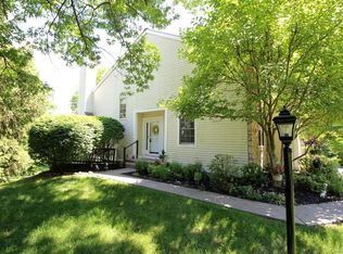 79 Spruce Ridge Dr, Fishkill, NY 12524