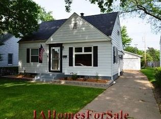 724 Knoll St SE, Cedar Rapids, IA 52403