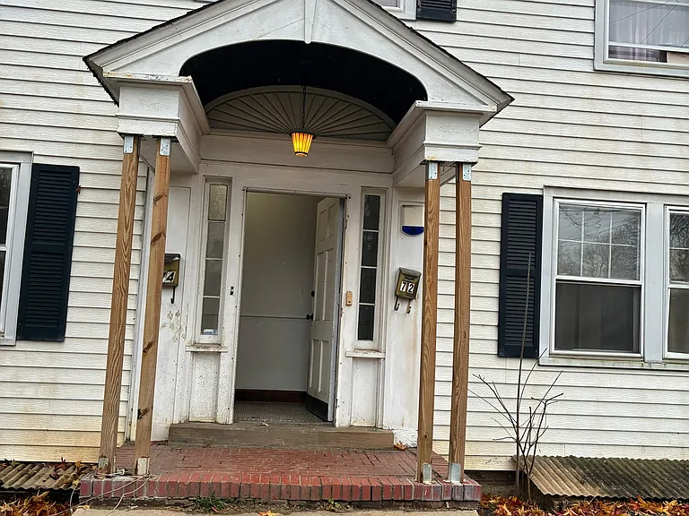 72 Harriman Ave #2 — Photo 2
