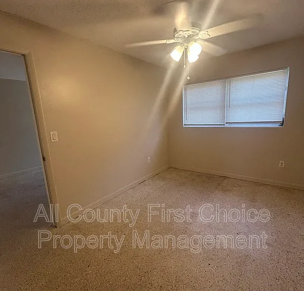 1530 Carmel Ave #2 — Photo 9