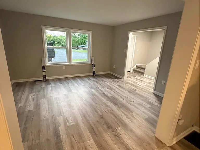 24 Magnolia Rd #4 — Photo 13