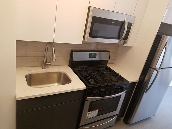 3rd image of 3515 84th St APT 6I