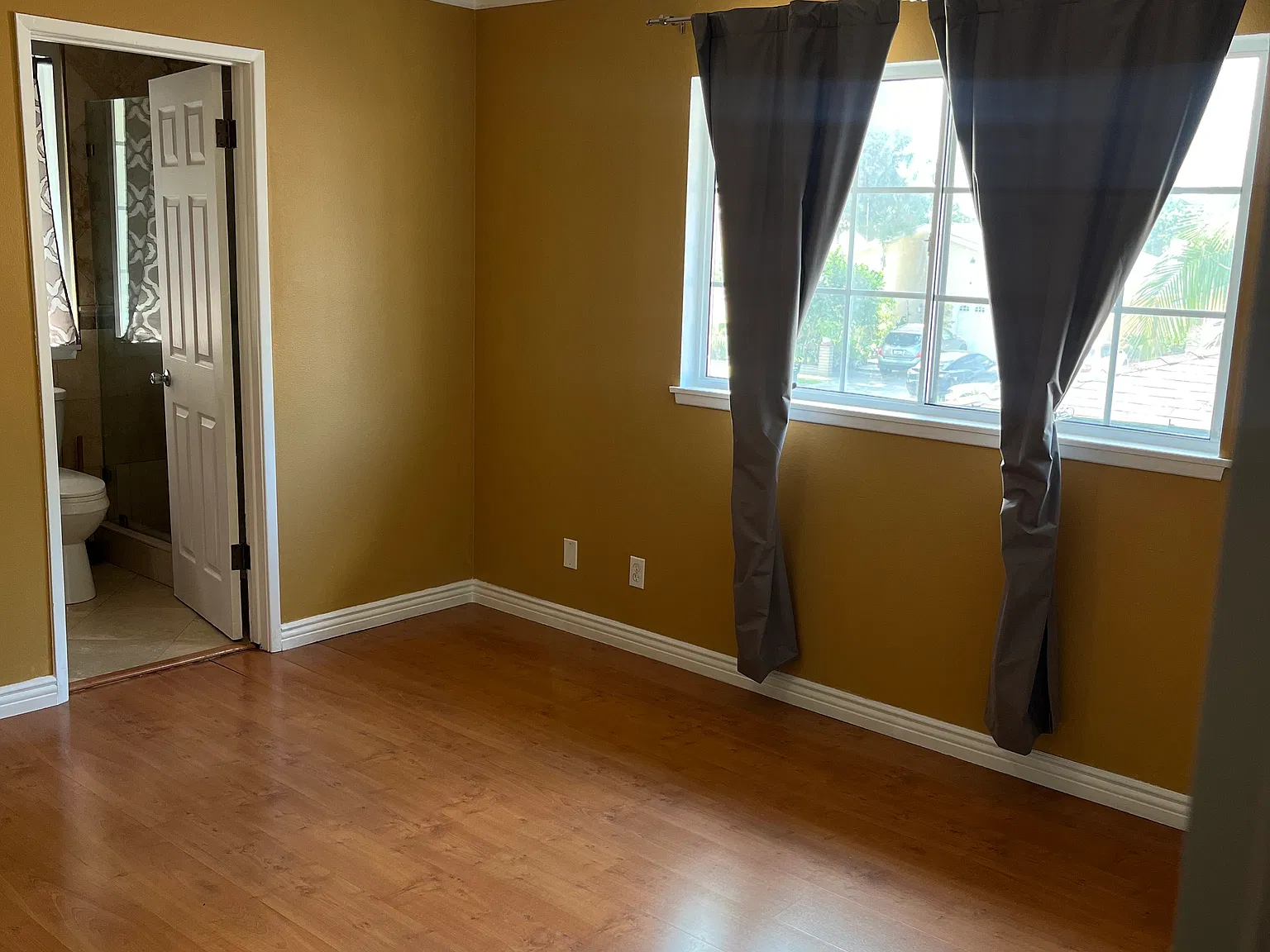 11209 Agnes Street — Photo 3