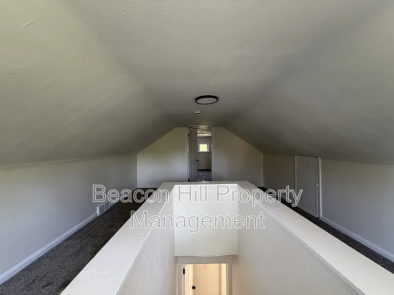 3524 E 143rd St — Photo 7
