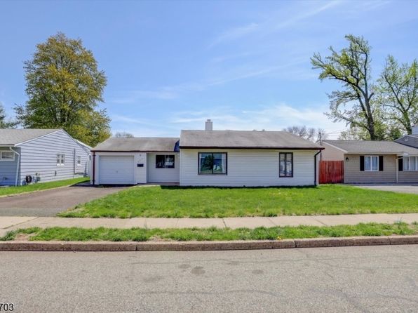 265 Dukes Rd, Rahway City, NJ 07065