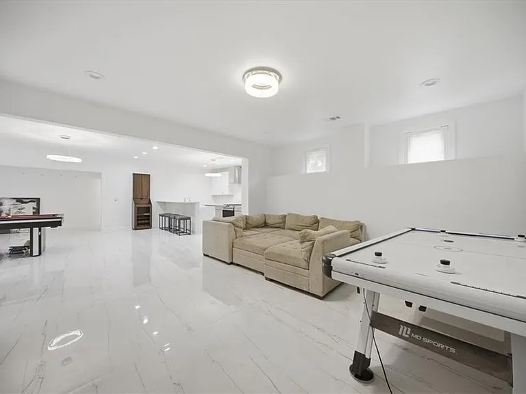 5869 Chickasaw Ln — Photo 26
